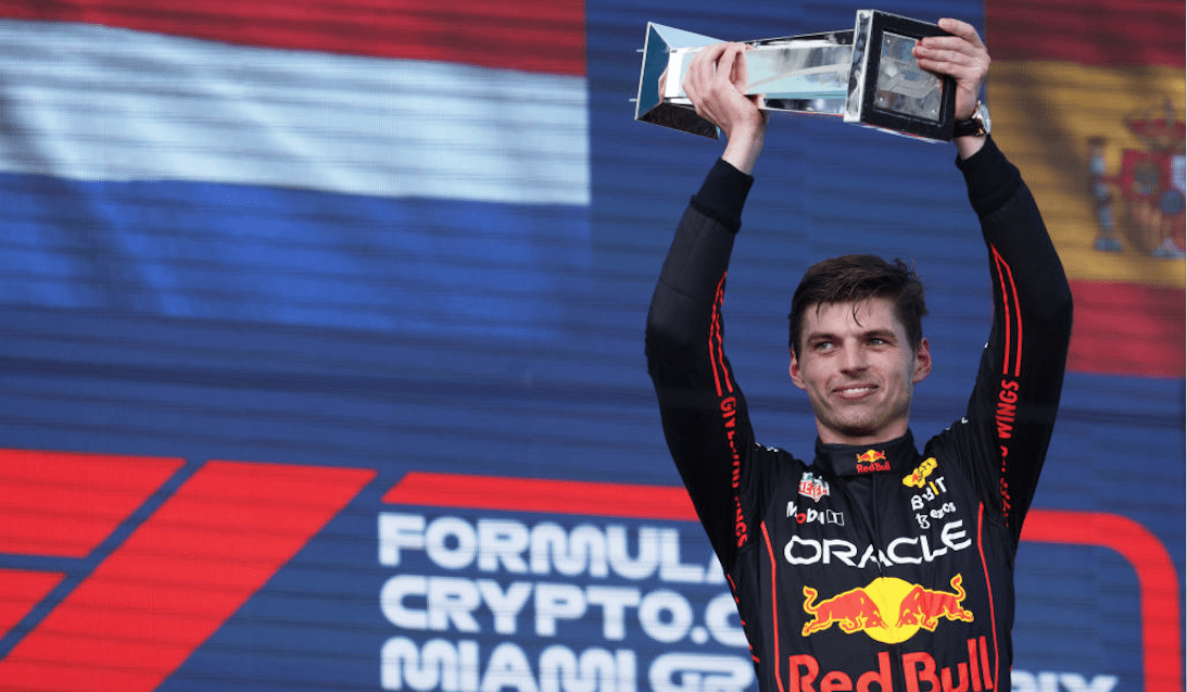 VIDEO. En emocionante final Verstappen gana el primer GP de Miami