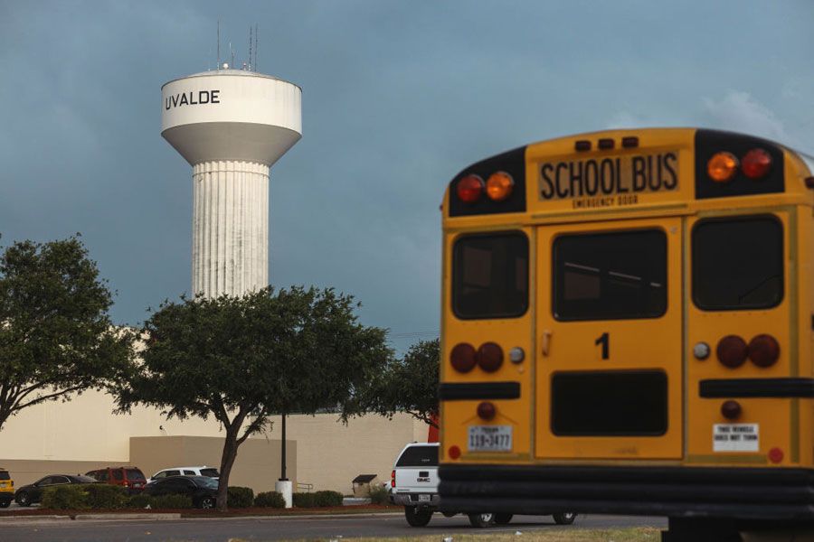 Asciende a 19 niños y dos adultos fallecidos tras ataque armado en escuela de Texas