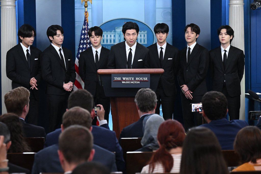 BTS hace denuncia ante el presidente de Estados Unidos, Joe Biden