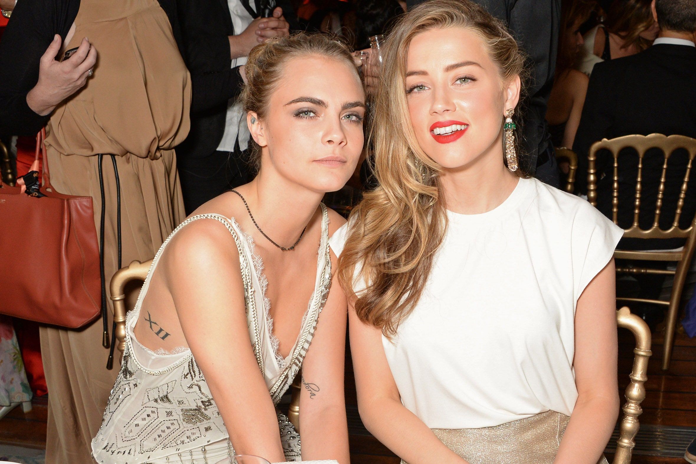 Filtran video de Amber Heard besando a Cara Delevingne cuando vivía con Depp