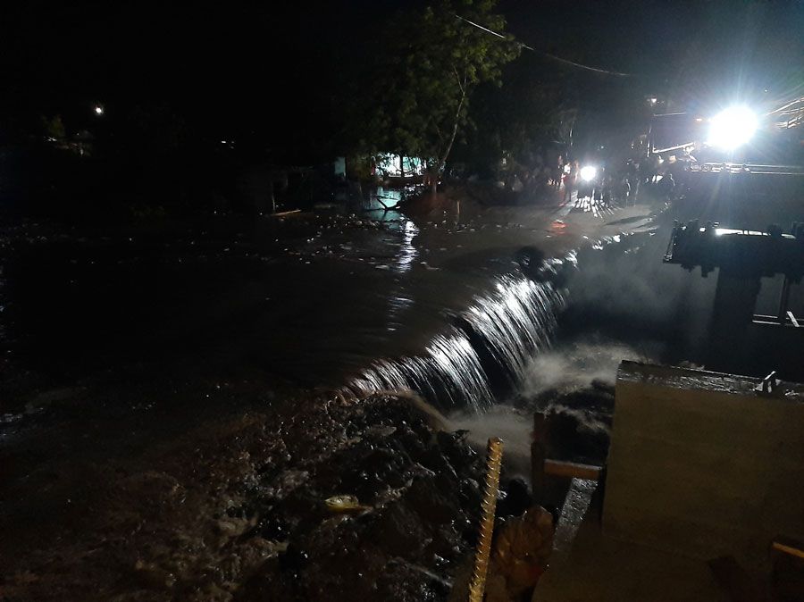 VIDEO. Pocas horas duró badén habilitado en Chiquimula; vuelve a colapsar