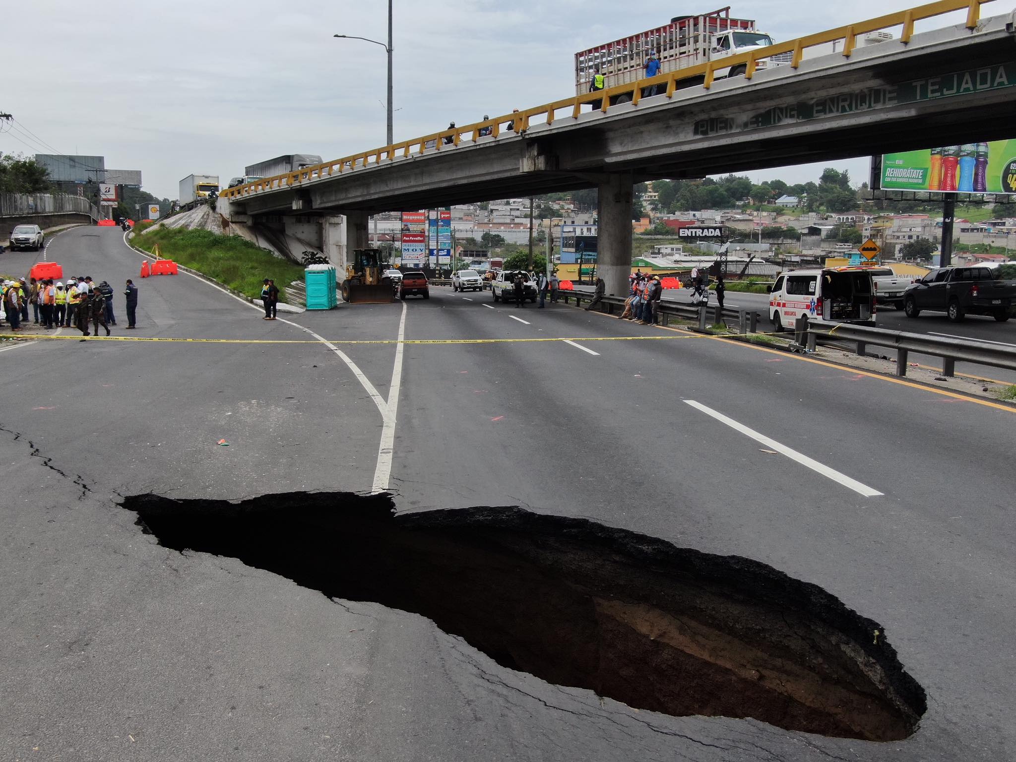 PMT implementa carril reversible para agilizar paso de camiones con lodocreto