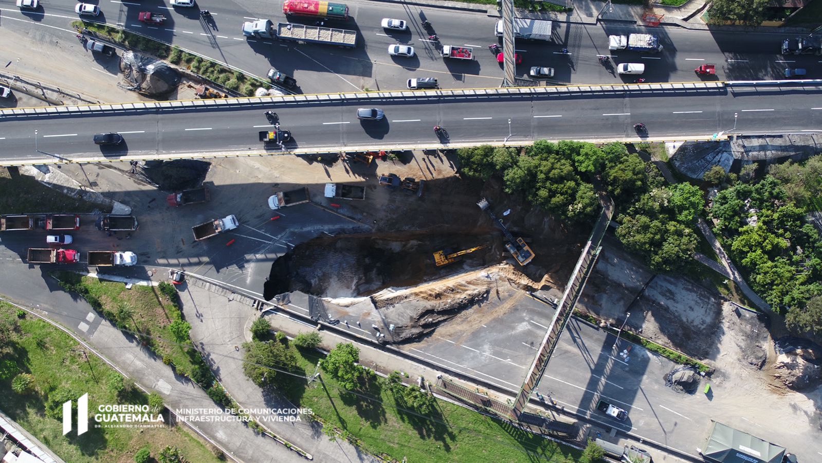 Supervisan trabajos de exploración y estudios de refracción sísmica en ruta al Pacífico