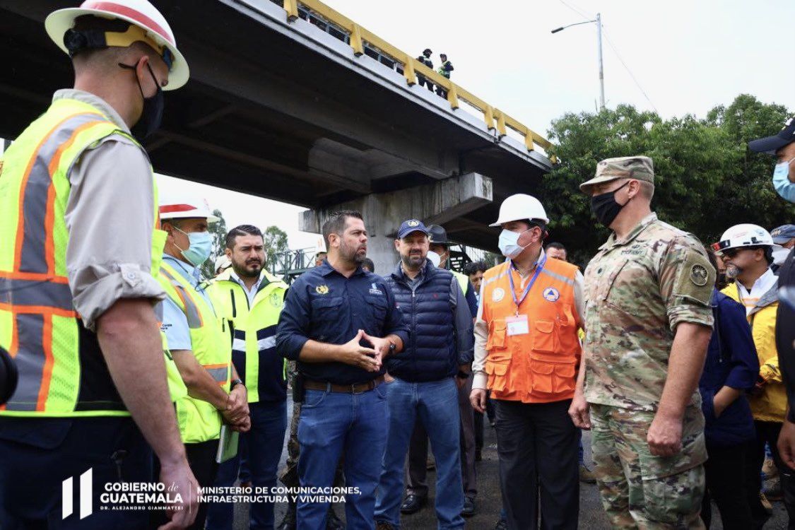 Ingenieros del Ejército de EE. UU. evalúan labores por socavamiento en ruta al Pacífico