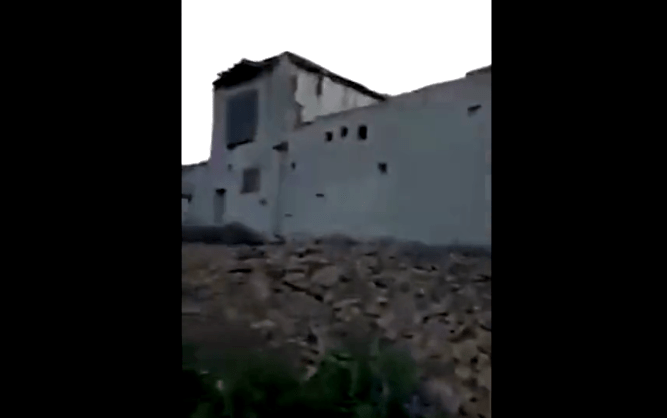 VIDEOS: Captan los momentos posteriores al fuerte terremoto en Afganistán