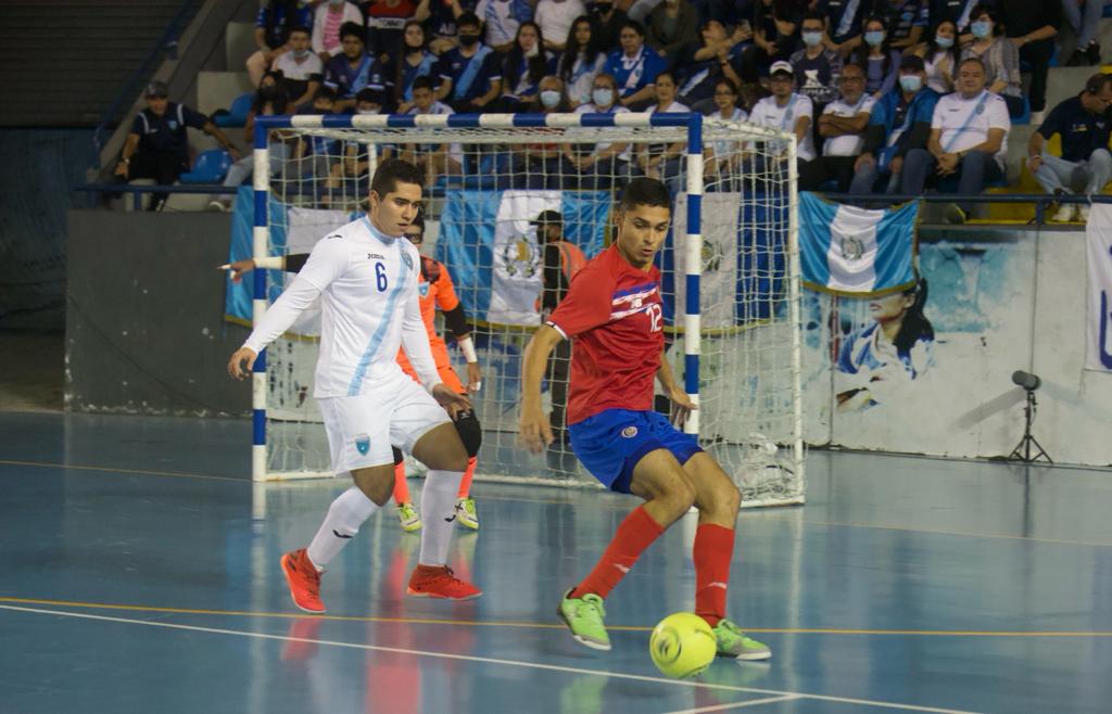 ¡Costa Rica elimina a Guatemala! La bicolor se queda a un partido de la final