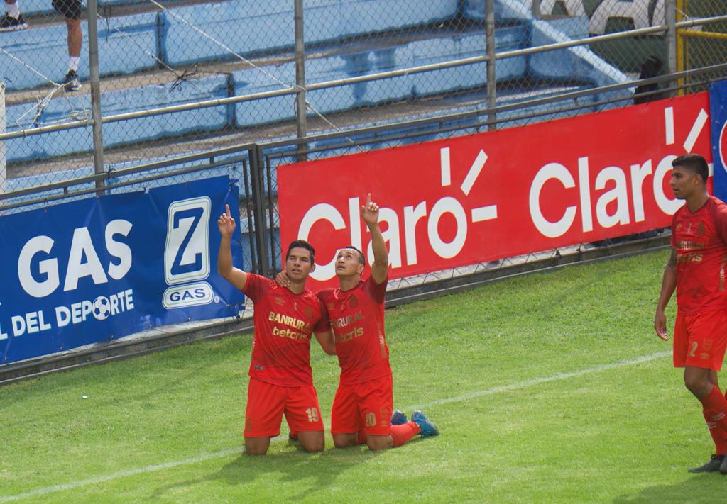 VIDEO. ‘Chucho’ López debuta con emotivo gol en el futbol guatemalteco