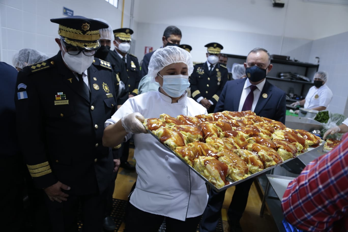 Aniversario PNC: Inauguran comedor para garantizar alimentación de agentes