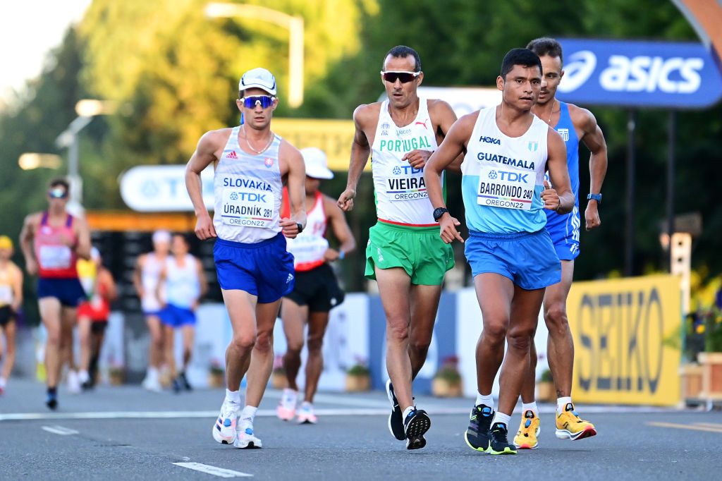 Barrondo completa los 35 kilómetros de marcha en el Mundial de Atletismo