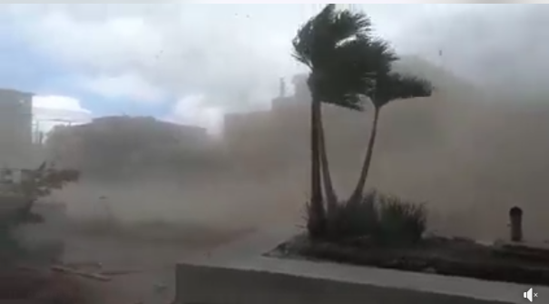 VIDEO. Fuertes vientos azotaron el parque de Villa Nueva