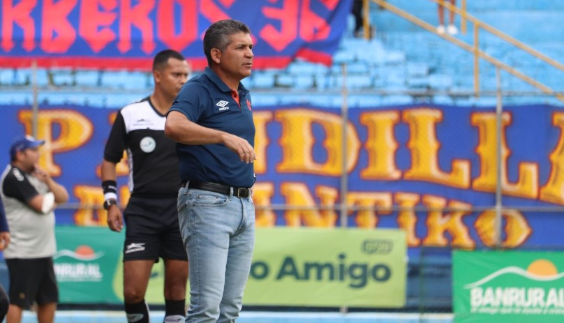 Antonio Torres Servín se mostró feliz por el triunfo, pero no cree que la serie esté definida