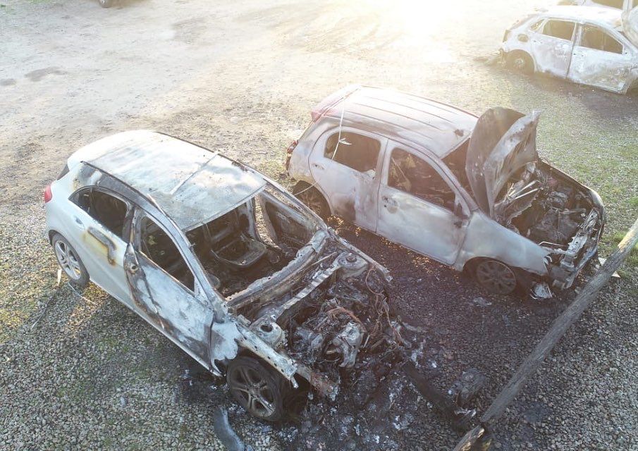 VIDEO. Queman autos de los jugadores de Aldosivi de Argentina en protesta por malos resultados