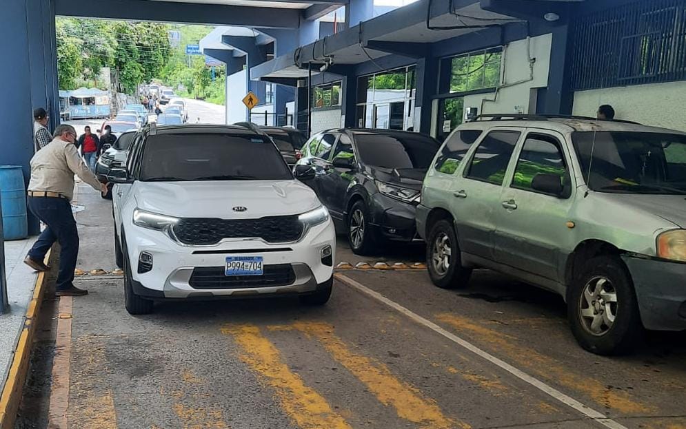 Culmina visita de salvadoreños por fiestas agostinas