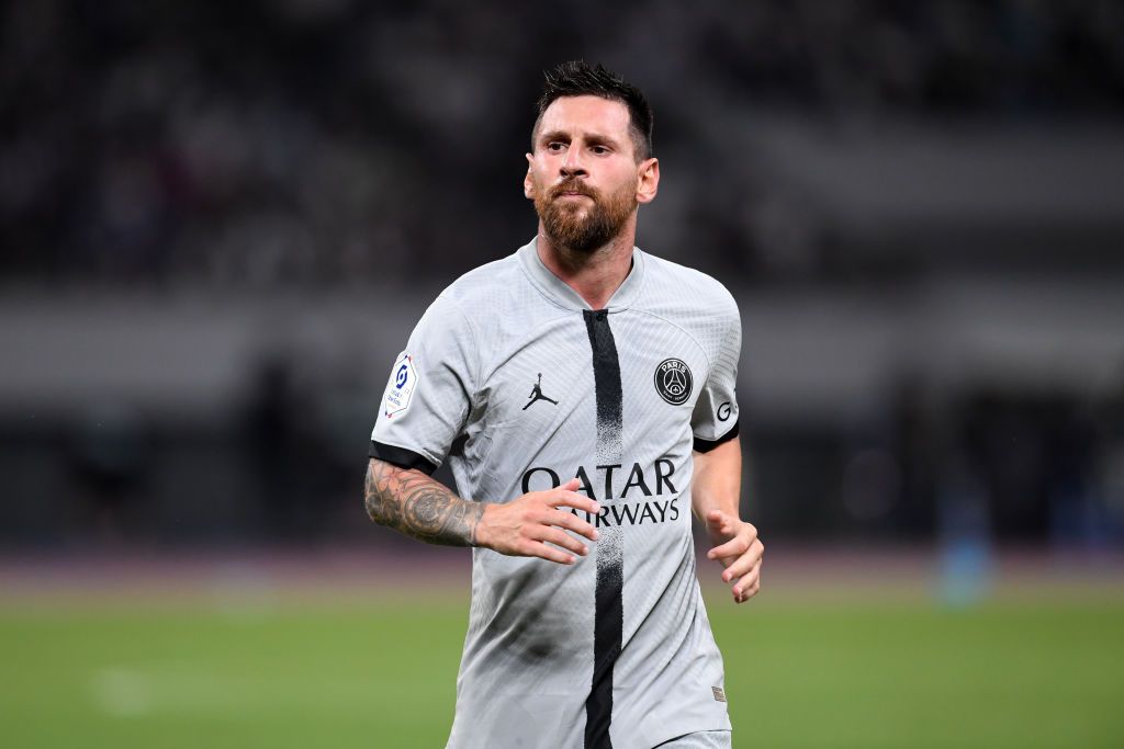 VIDEO. Espectacular gol de chilena de Messi en la goleada del PSG ante el Clermont