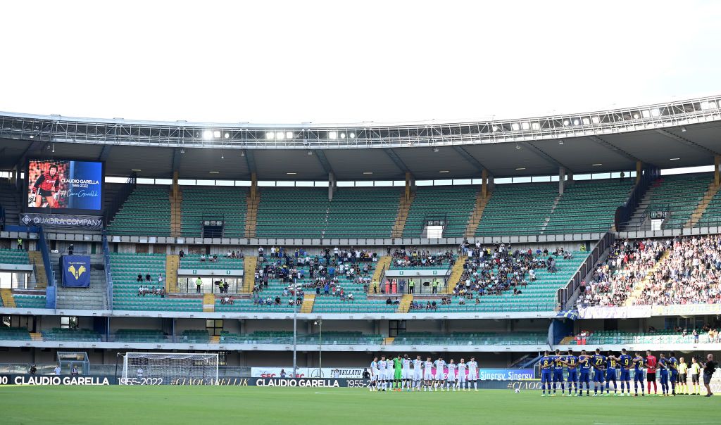 Liga italiana abre investigación contra aficionados del Hellas Verona por cánticos racistas