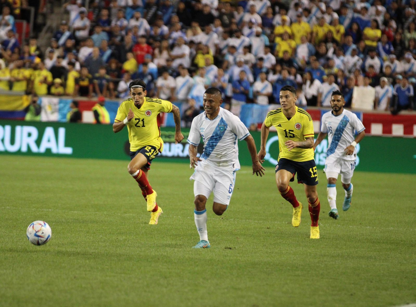 VIDEO. Colombia estrena técnico con goleada nada amistosa sobre Guatemala