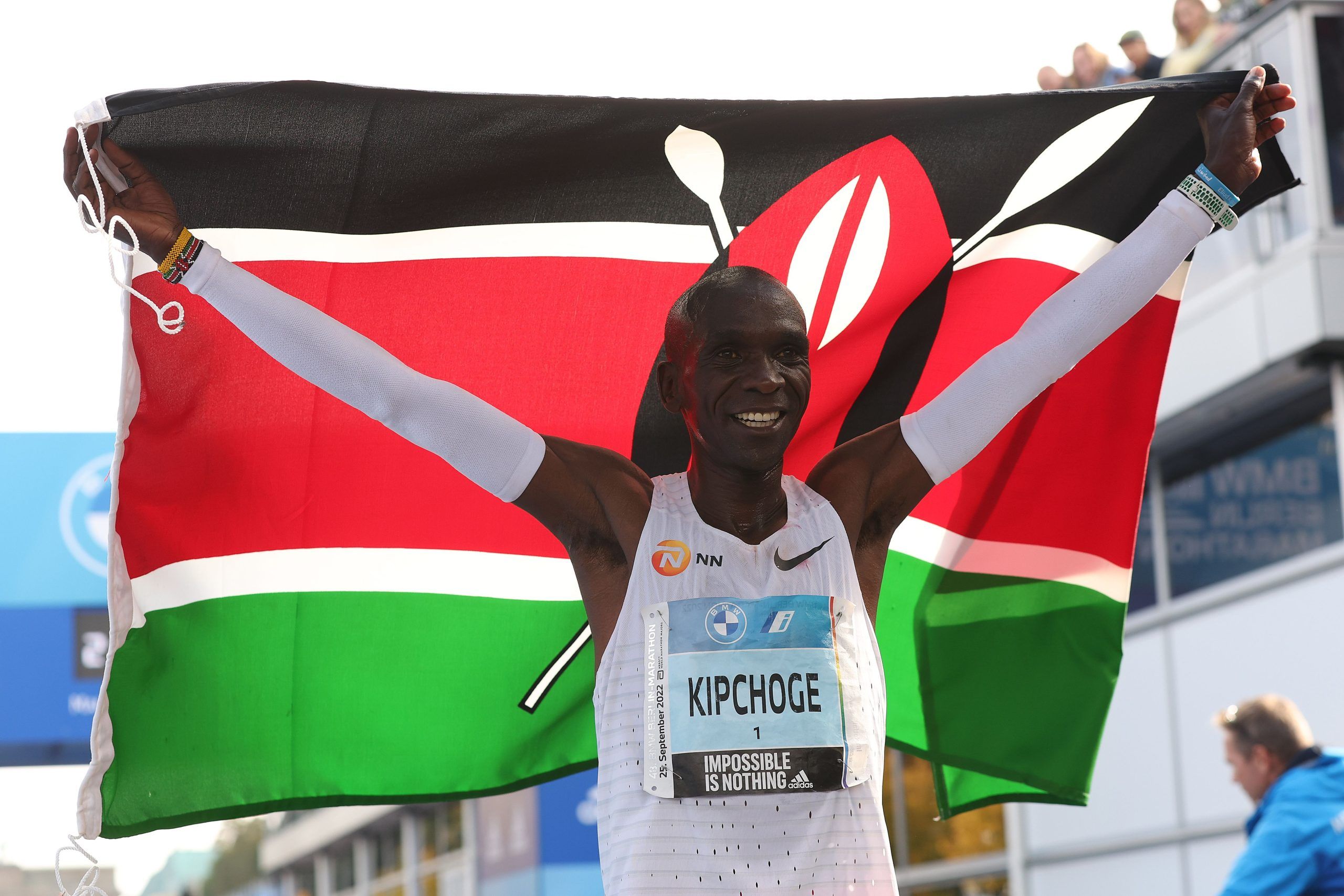 El keniano Eliud Kipchoge mejora en 30 segundos su récord mundial de maratón