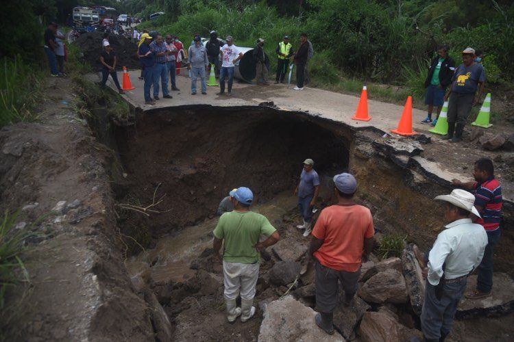 Hundimiento en San Pedro Ayampuc: ¿Qué tan complejo es el problema?