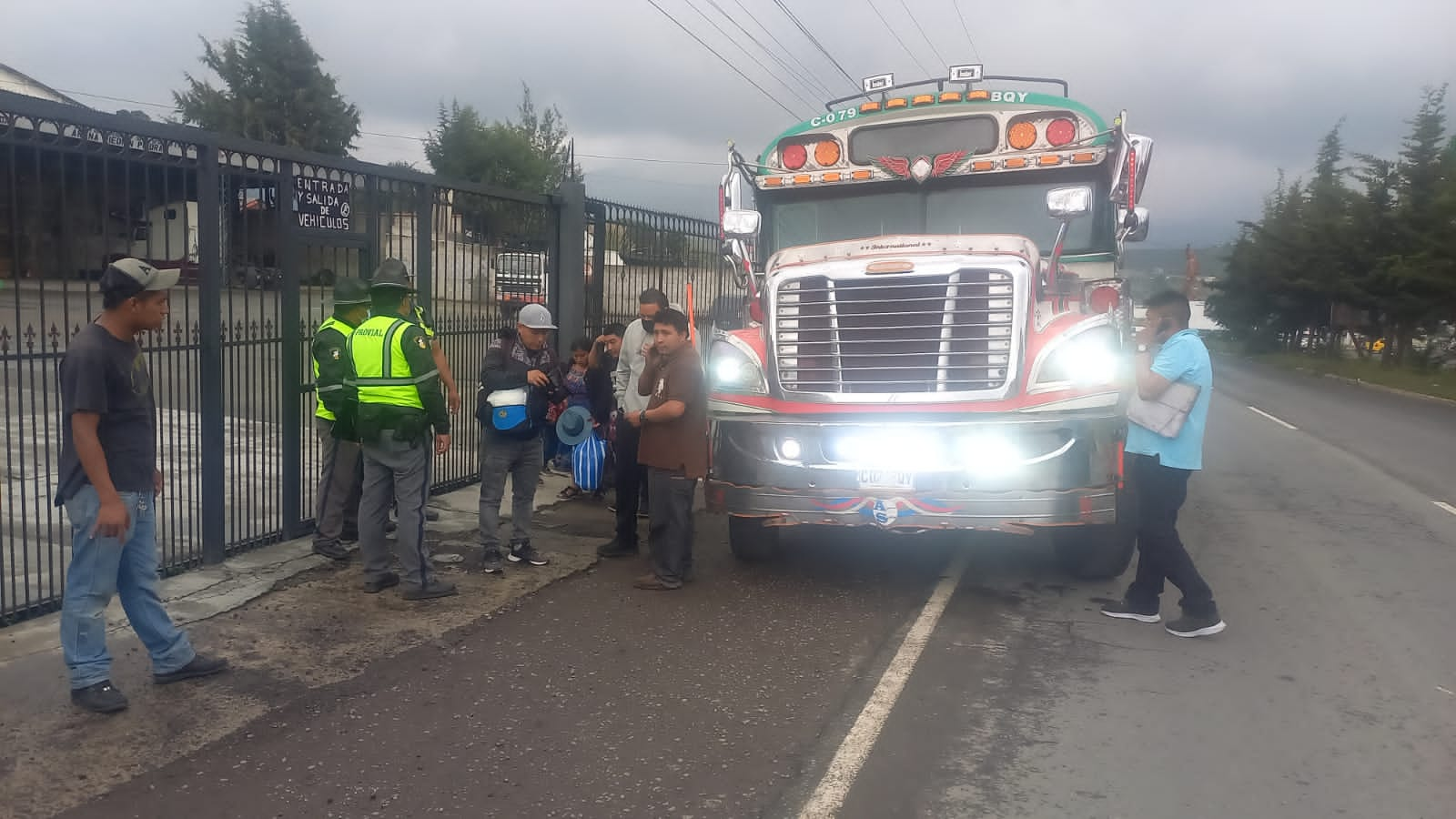 Con multa y sin licencia: Piloto de bus extraurbano conducía en estado de ebriedad