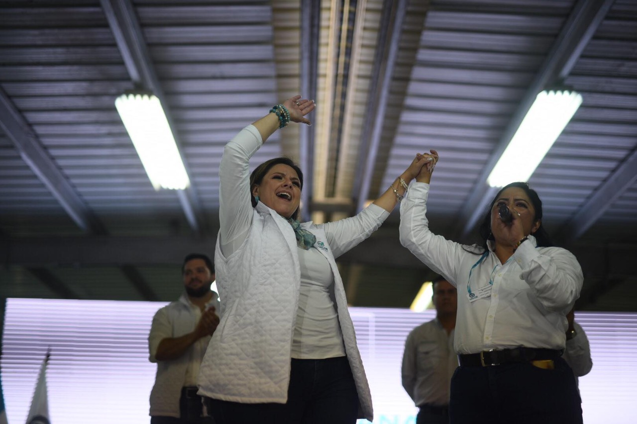 Sandra Jovel, quien fue canciller durante el gobierno de Jimmy Morales, acompañó a Ríos Sosa en la actividad política. / Foto: Edwin Bercián