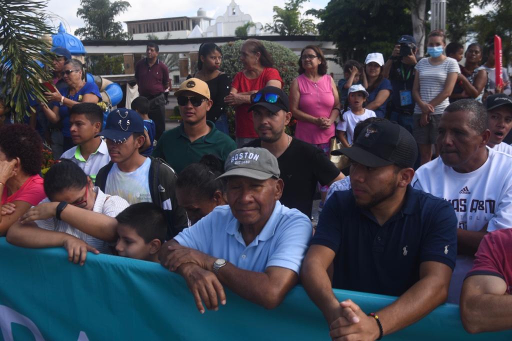 EN IMÁGENES. El Progreso, Jutiapa, recibe con los brazos abiertos la tercera etapa de la Vuelta