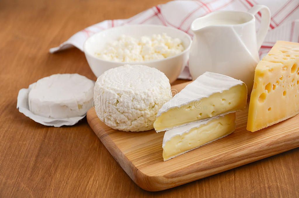 Grupo Lactalis señala que quesos Brie y Camembert marca Président nunca han estado contaminados