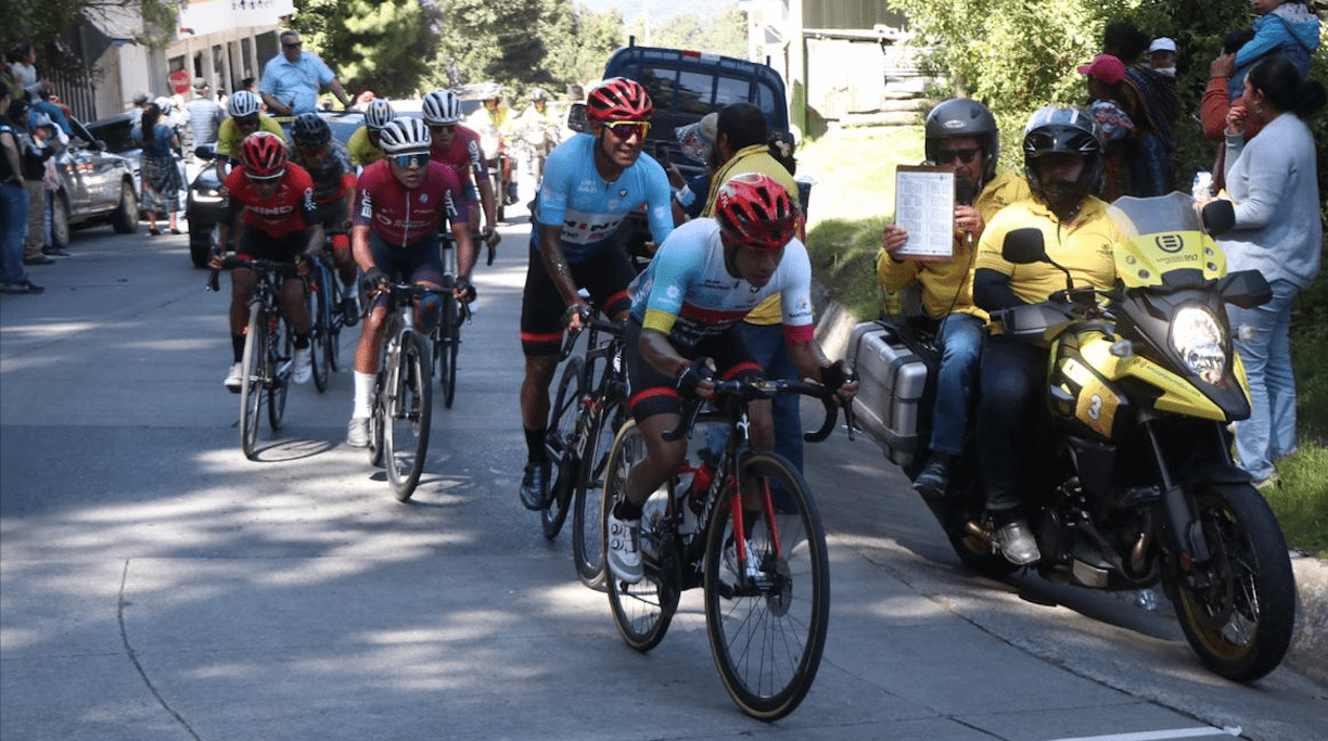 Ciudad Vieja recibe a la caravana de la Vuelta en la antepenúltima etapa