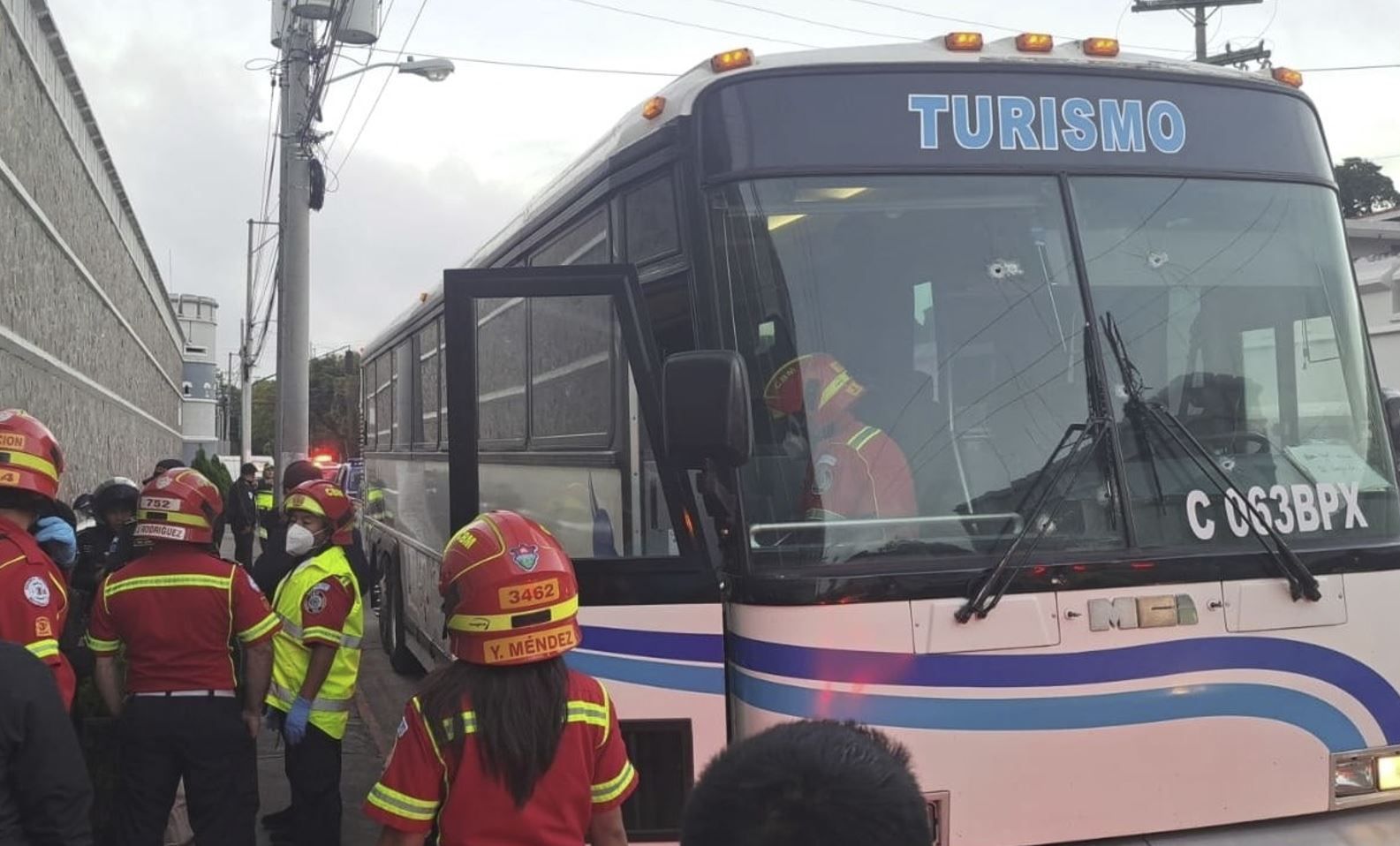 Atacan bus de turistas que se dirigía a Honduras