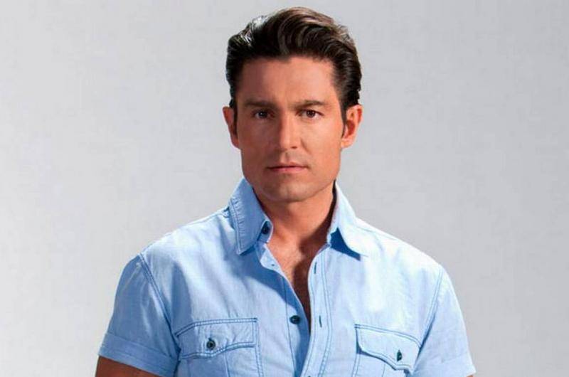 Fernando Colunga aparece en redes y enloquece a sus fans con su «sex appeal»