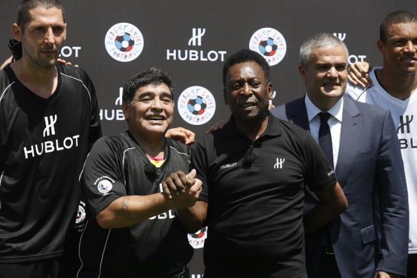 Familiares de Maradona despiden a Pelé con emotivo mensaje