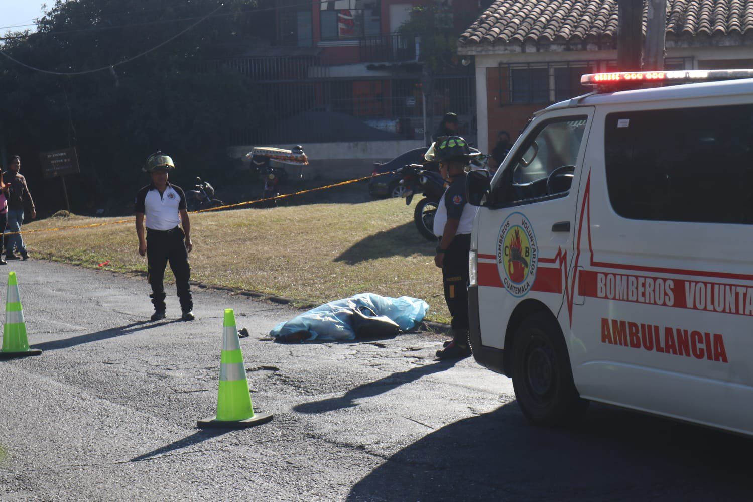 Mujer muere tras caer de un bus en San Cristóbal