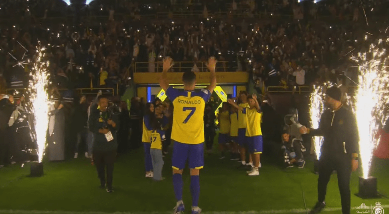 VIDEO. ¡Bienvenida a lo grande! Así presentó el Al Nassr a Cristiano Ronaldo