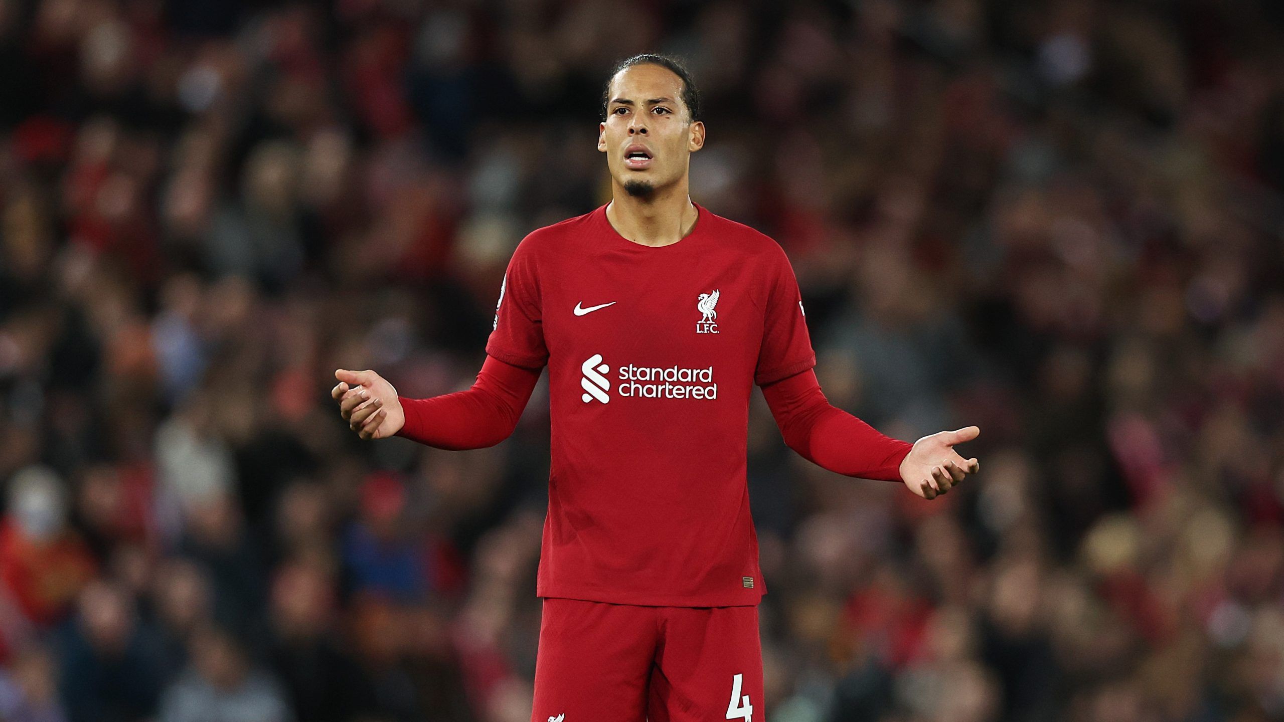 ¡Alarmas en Liverpool! Van Dijk es duda para el cruce de Champions ante el Real Madrid