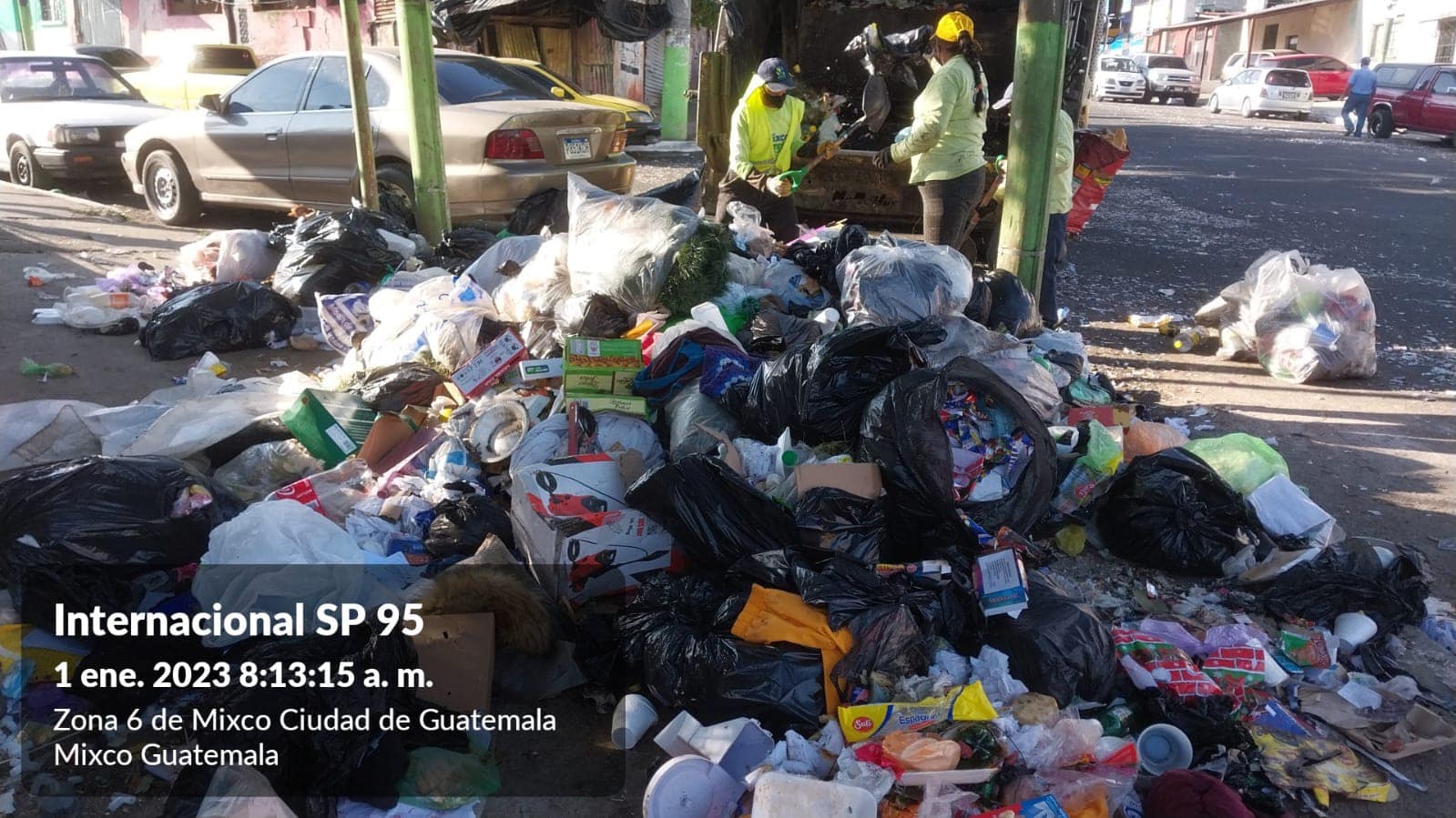 Cientos de toneladas de basura han sido recolectados desde el 24 de diciembre