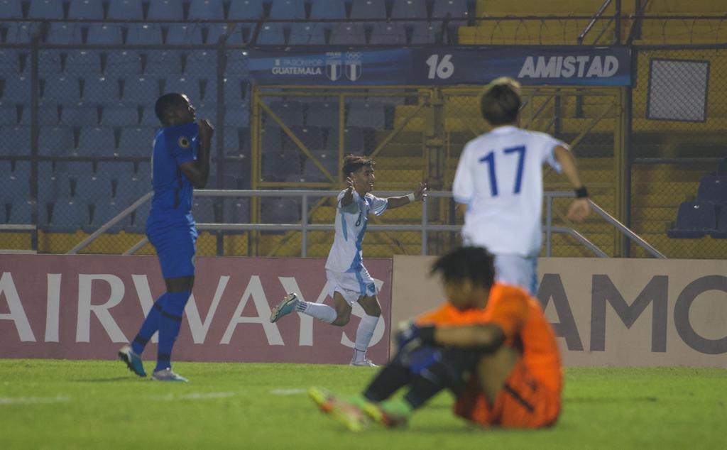 Santiago Garzaro representa a Guatemala en el primer once ideal del Premundial