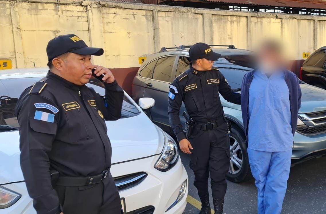 Pandillero vestido de enfermero pretendía rescatar a cómplices