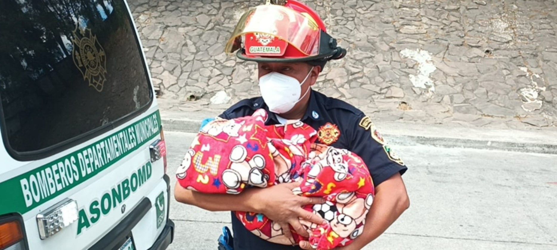 Abandonan a recién nacida en San Lucas Sacatepéquez