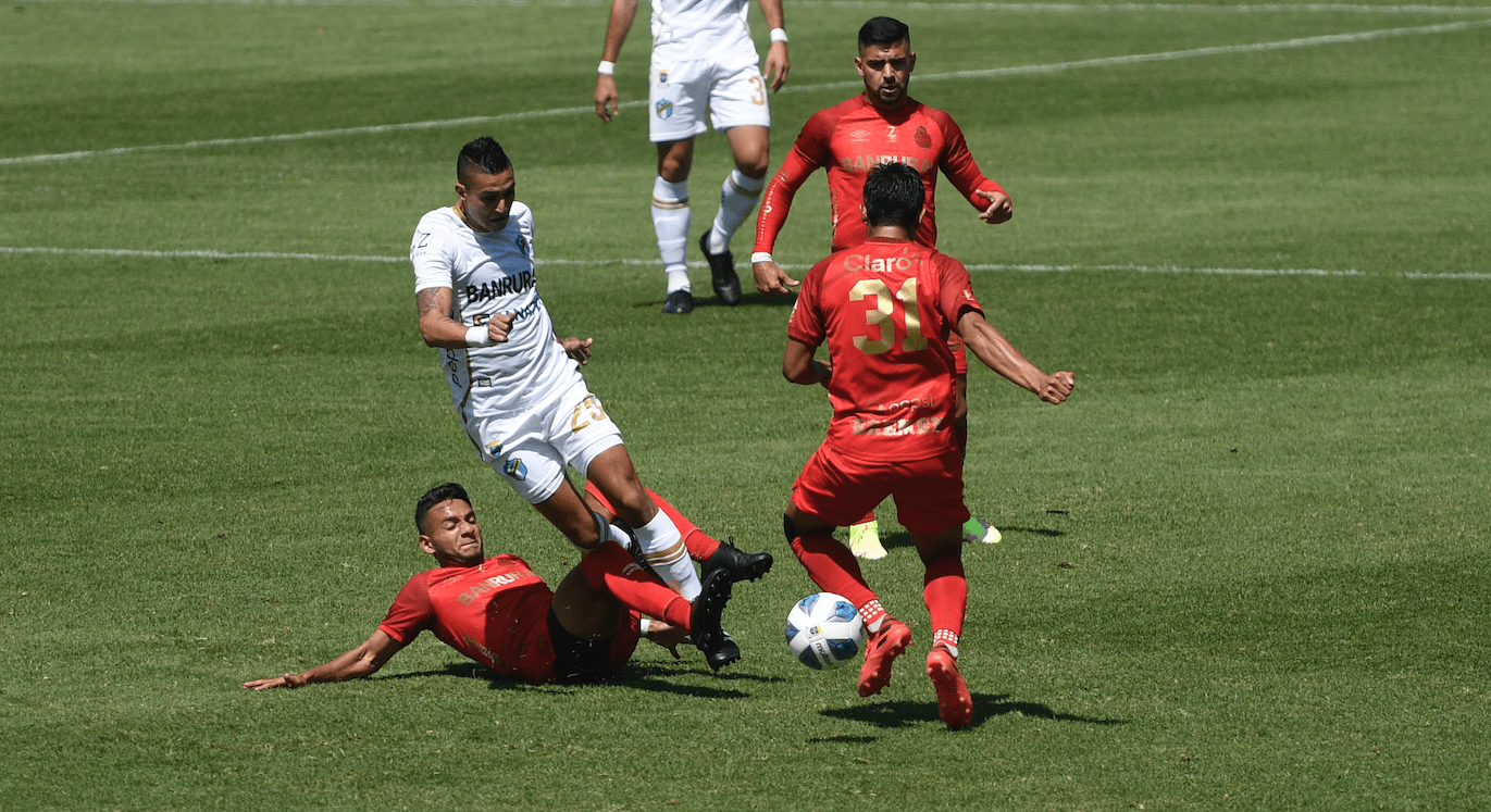 ¿Cuánto cuesta ir a ver un clásico del futbol guatemalteco?