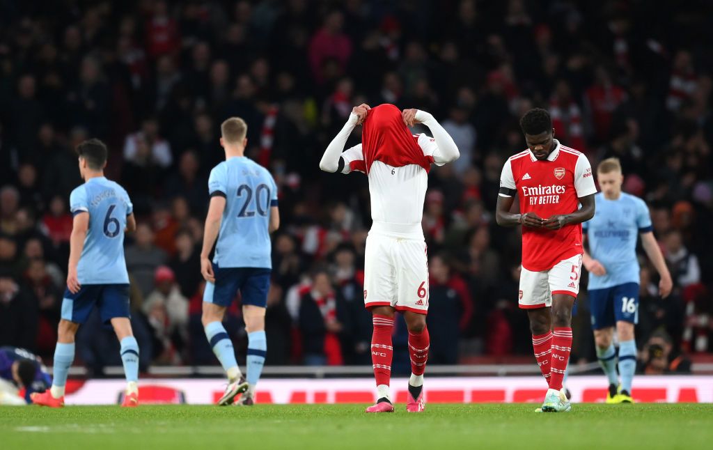 Premier League confirma un error en el VAR en el Arsenal vs. Brentford