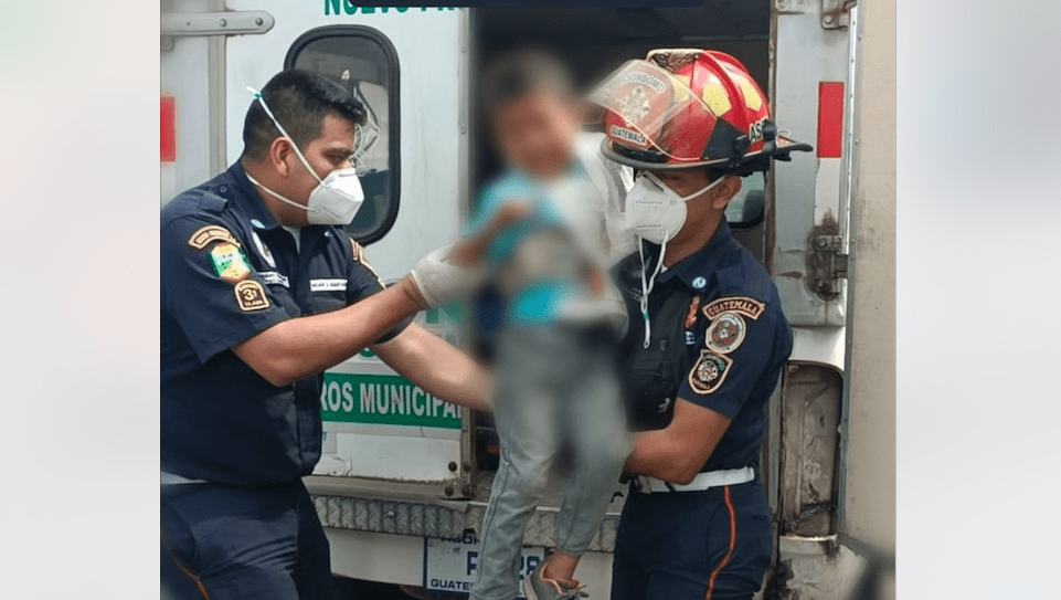 Cinco personas que viajaban en una motocicleta fueron atropelladas