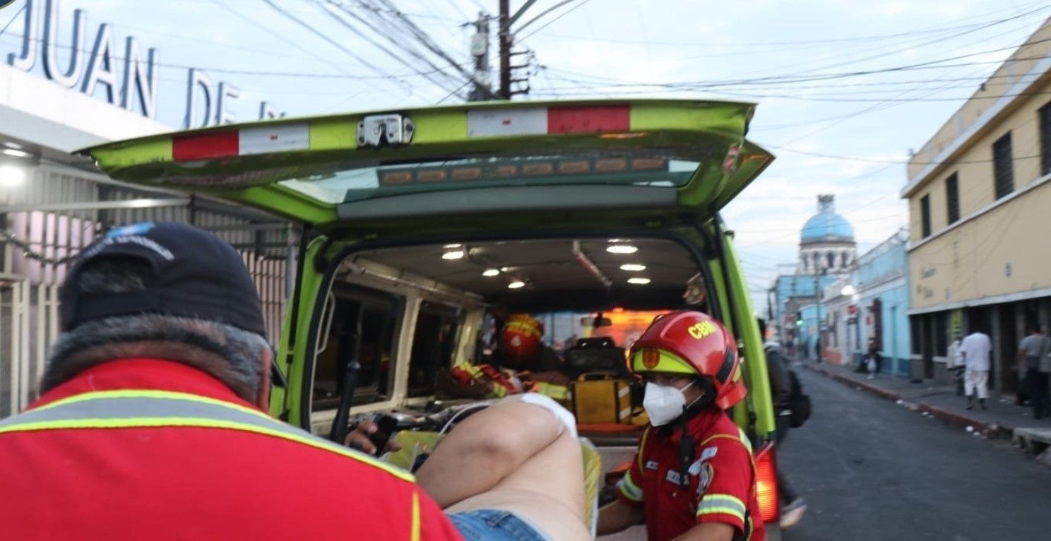 Atacan a piloto de mototaxi en zona 18