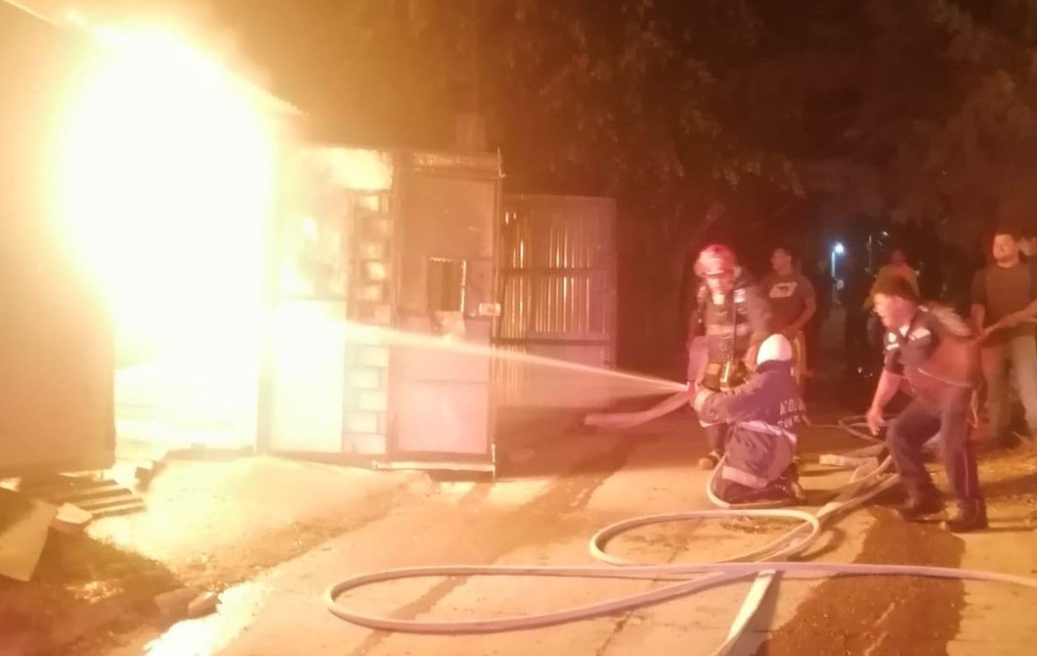 Menor de edad muere en un incendio en Ciudad Peronia