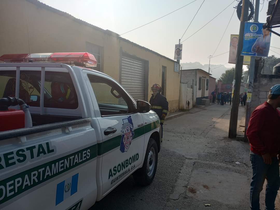 Fuga de gas deja tres personas con quemaduras