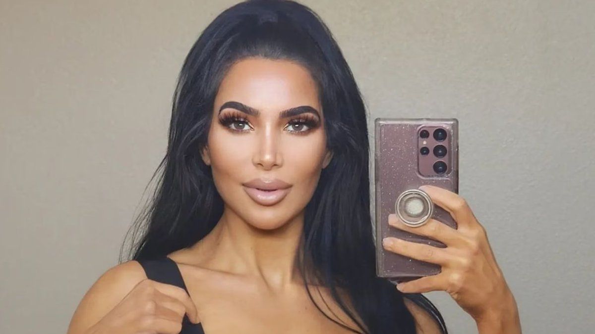 Muere la doble de Kim Kardashian tras someterse a una cirugía