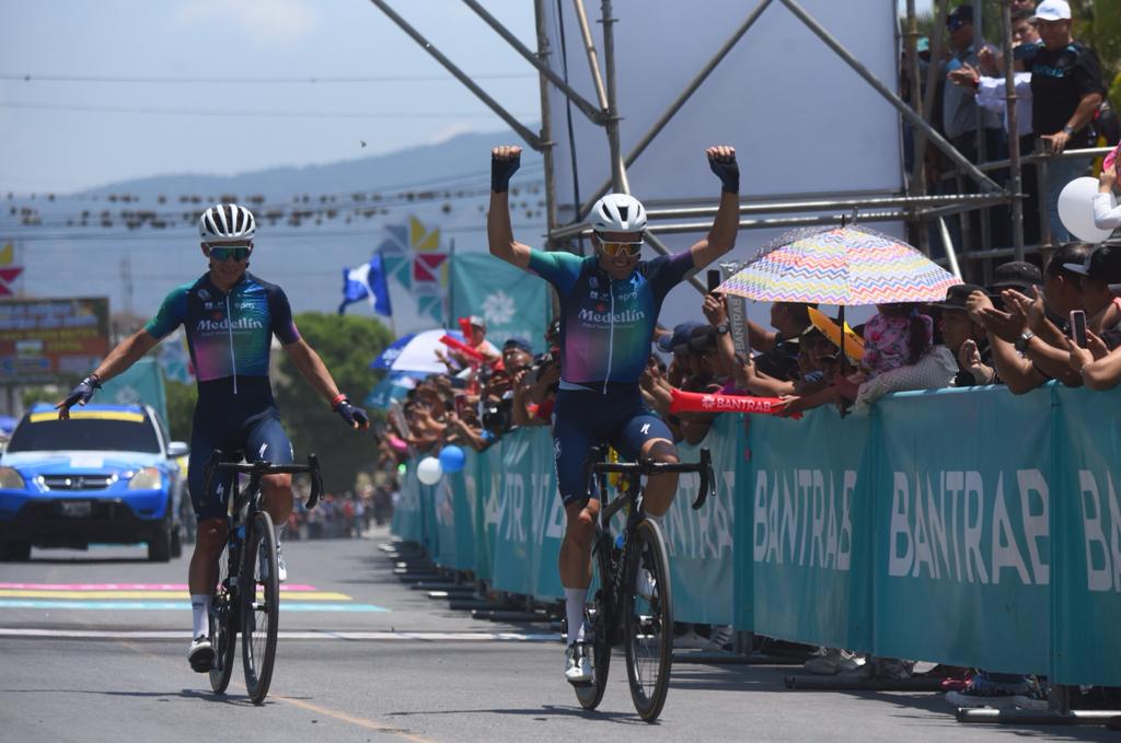 Óscar Sevilla: «Llevar muchos años en el ciclismo no evita que uno se ponga nervioso»