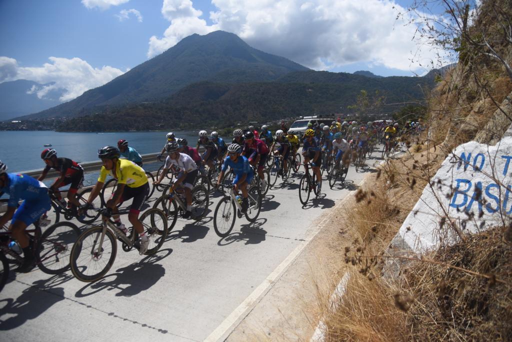 La Vuelta Bantrab se pone rumbo a las faldas del Volcán Tolimán y el Lago de Atitlán