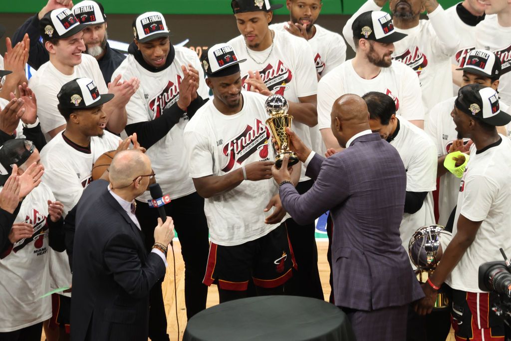 Jimmy Butler guía a los Miami Heat al título de Conferencia y a las Finales de la NBA