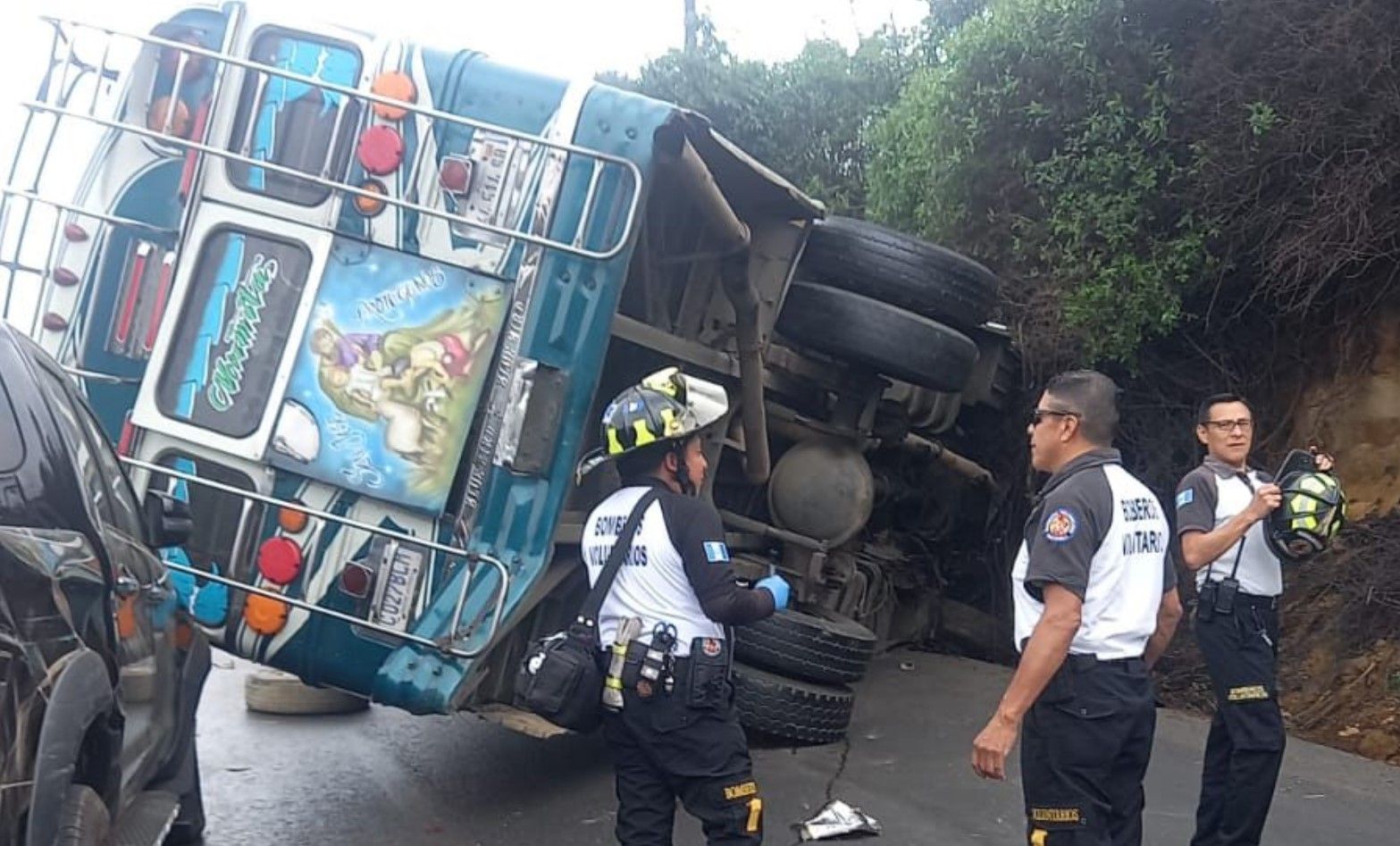 Bus se accidenta en Sumpango