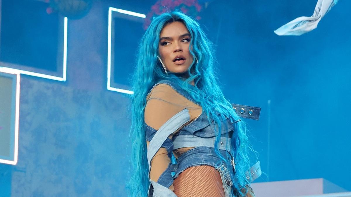 Karol G enamora a millones de fans con tremendo twerking en pleno concierto