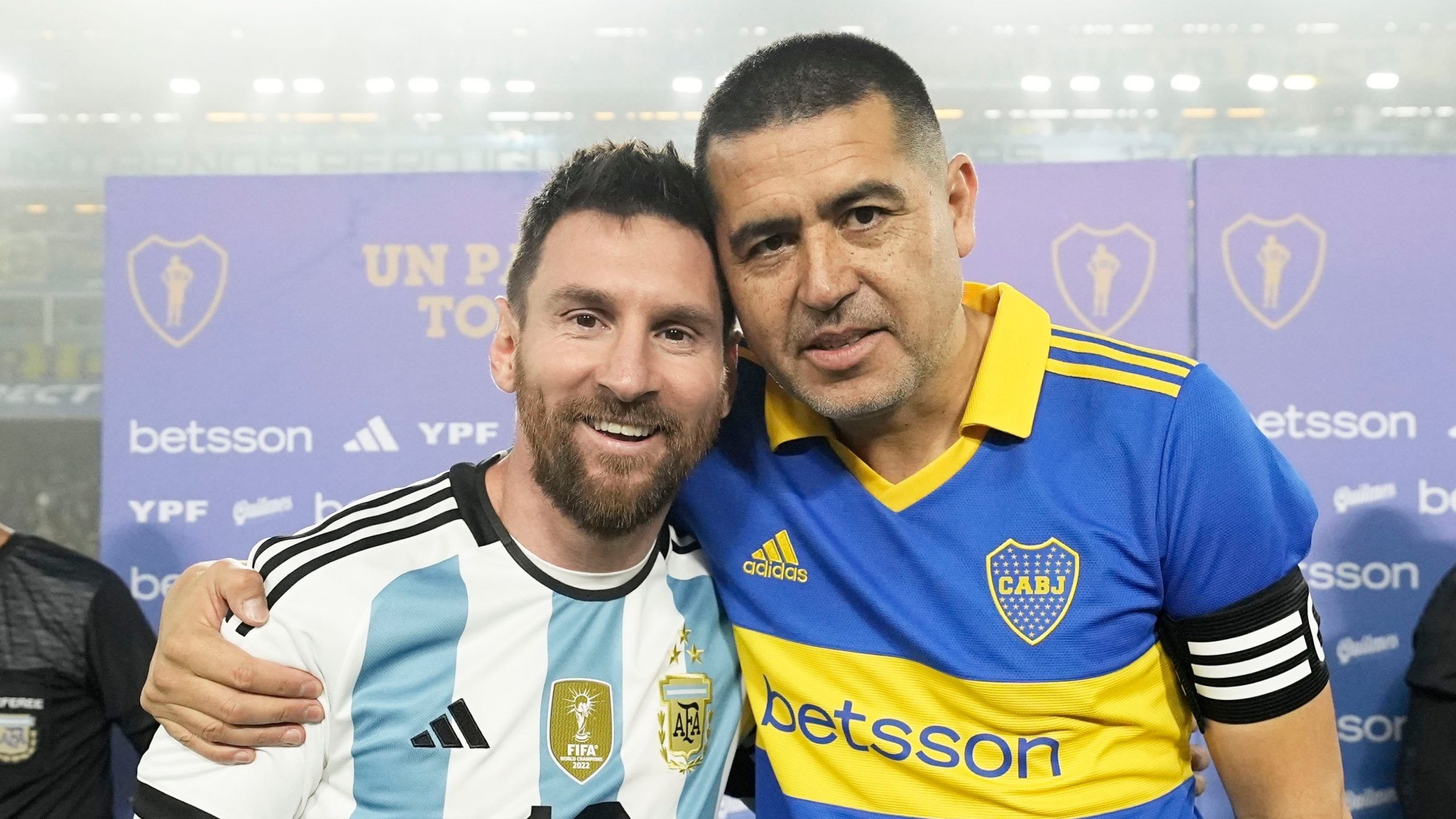 ¡Fiesta en la Bombonera! Boca Juniors despide a lo grande a Juan Román Riquelme